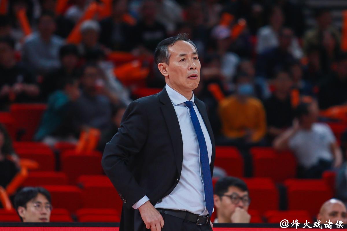 许利民：关键时刻方硕表现不负众望 核心球员有望近期复出助力球队